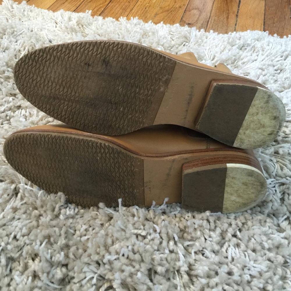 Everlane Chelsea Boot - Picture 3 of 8